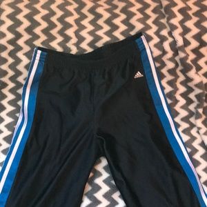 Adidas snapping sides pants